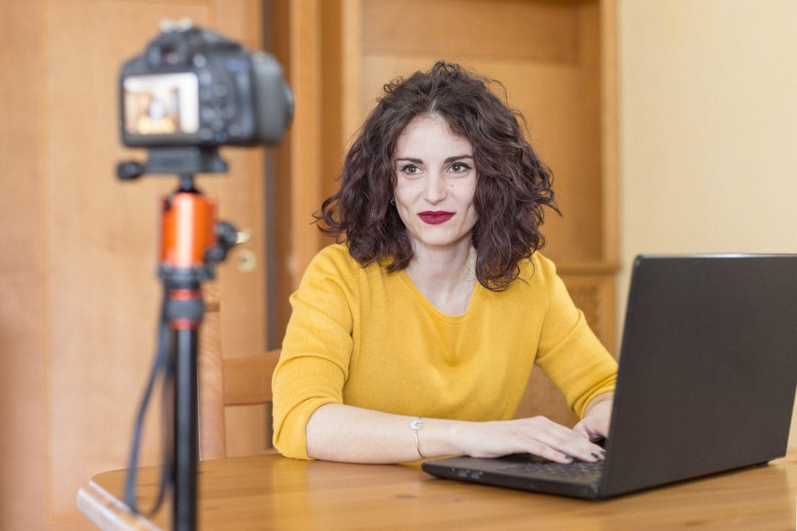 Five Spanish-speaking influencers on LinkedIn